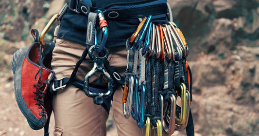 How to Choose a Carabiner